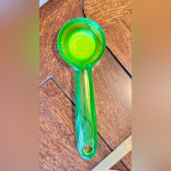 Cookie Dough Scoop Neon Lime Green - Picture 6 of 8